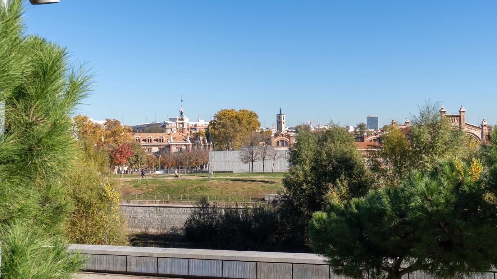 2 bedroom Penthouse for sale in Madrid city - € 399,000 (Ref: 9494619)