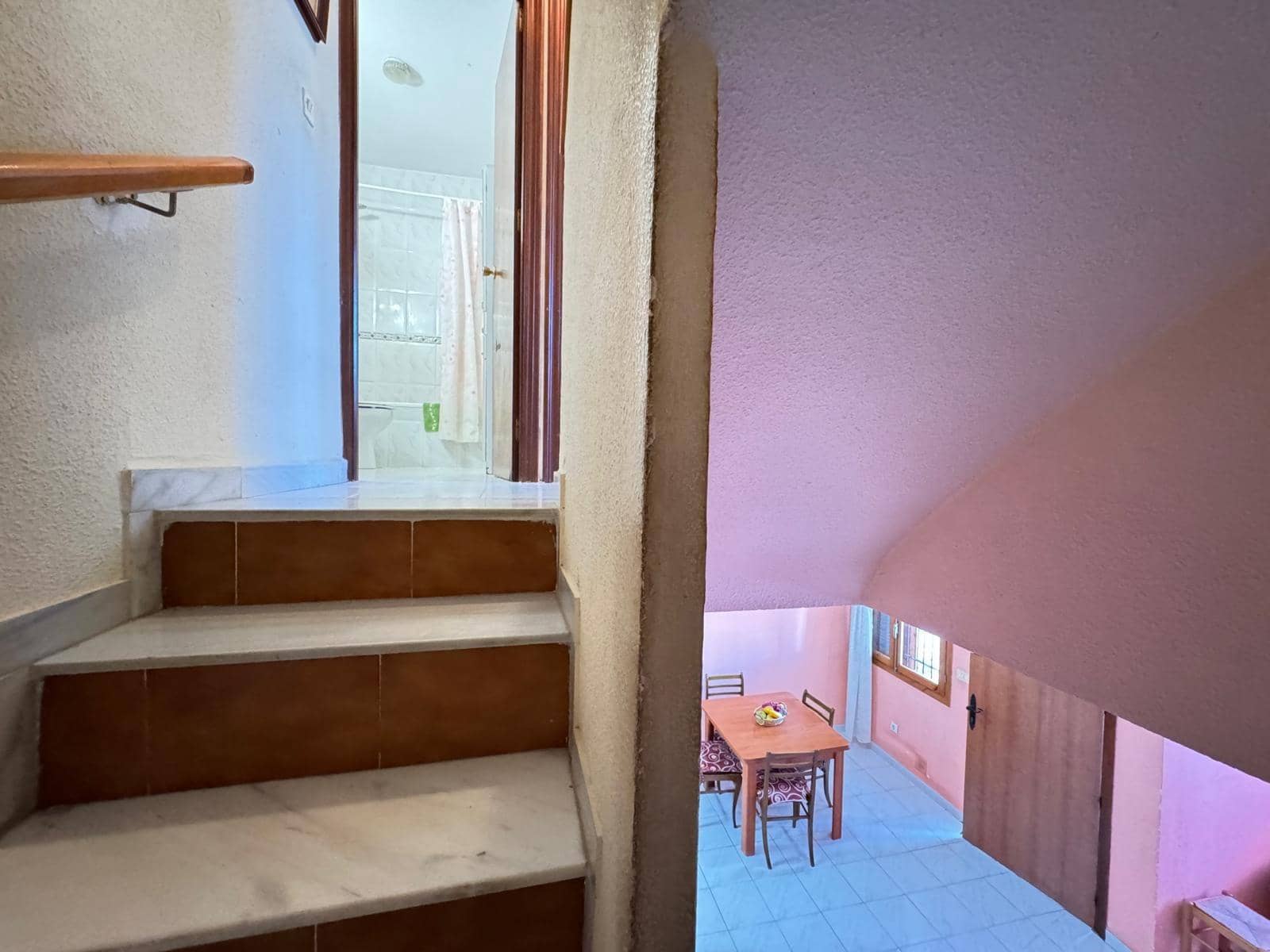 Adosado de 3 habitaciones en Torrevieja en venta con piscina - 142.000 € (Ref: 9497184)