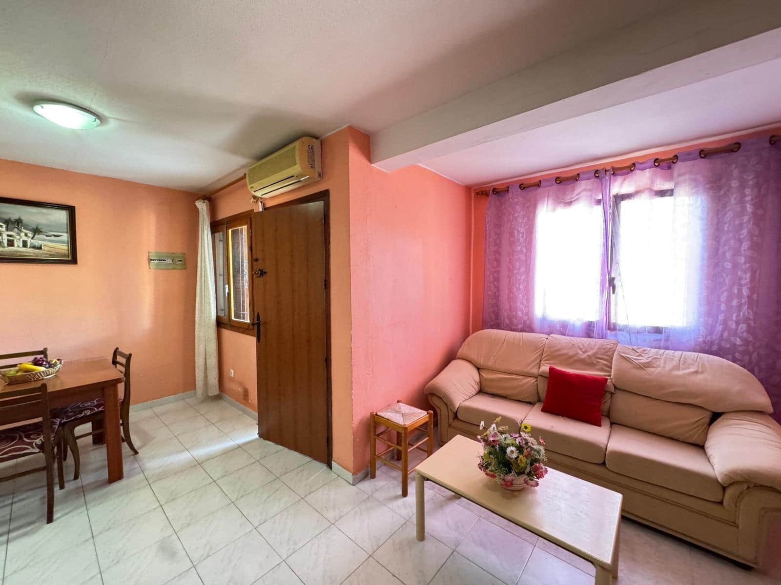 Adosado de 3 habitaciones en Torrevieja en venta con piscina - 142.000 € (Ref: 9497184)