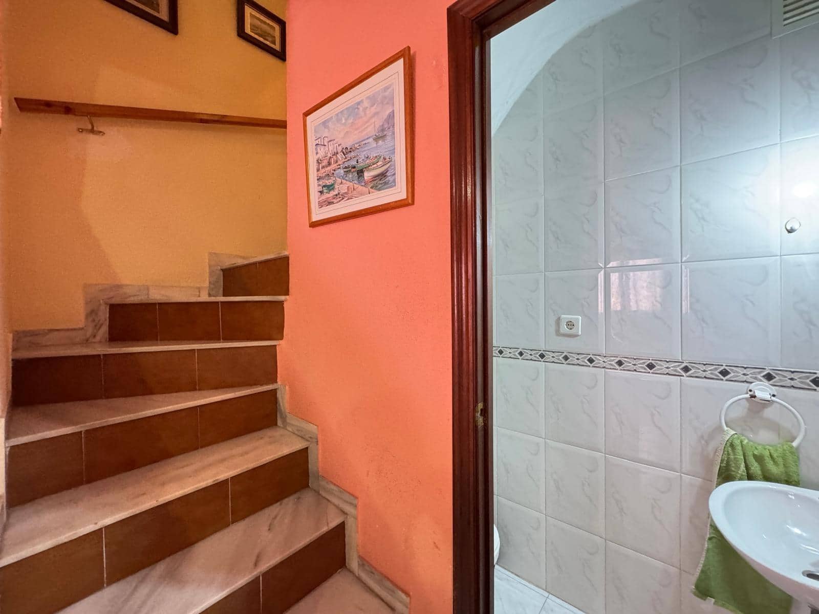 Adosado de 3 habitaciones en Torrevieja en venta con piscina - 142.000 € (Ref: 9497184)