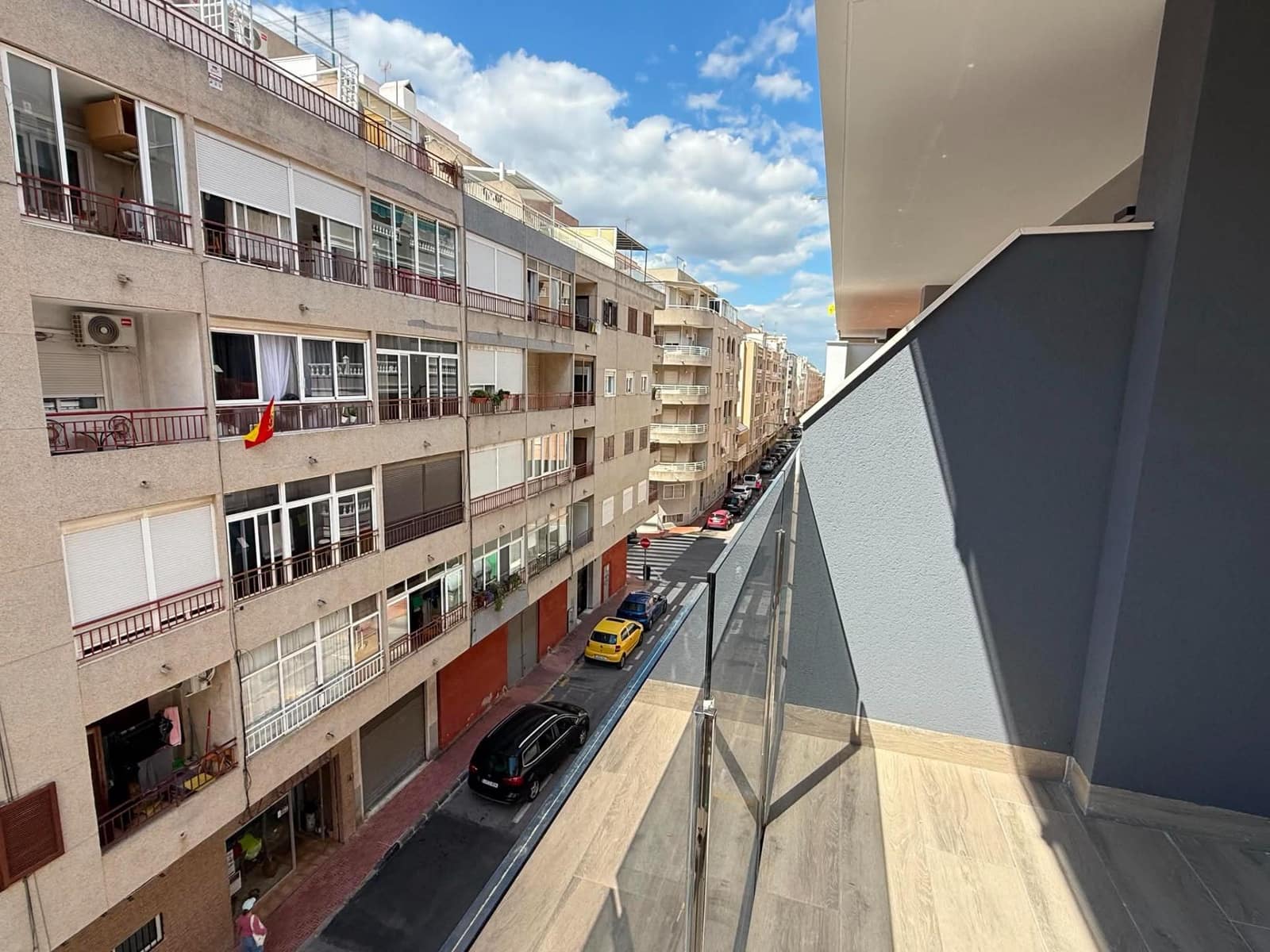 Apartamento de 2 habitaciones en Torrevieja en venta - 274.900 € (Ref: 9504292)
