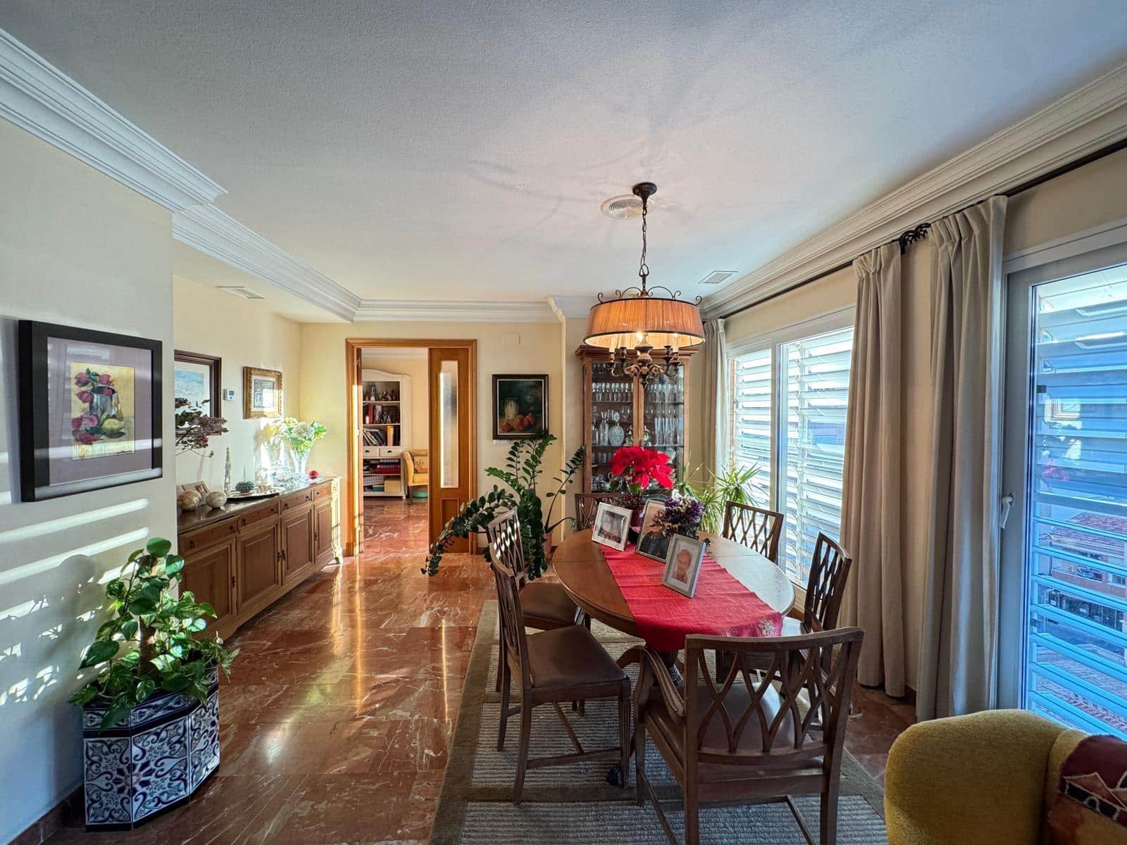 4 sovrum Lägenhet till salu i Torrevieja med garage - 380 000 € (Ref: 9504294)