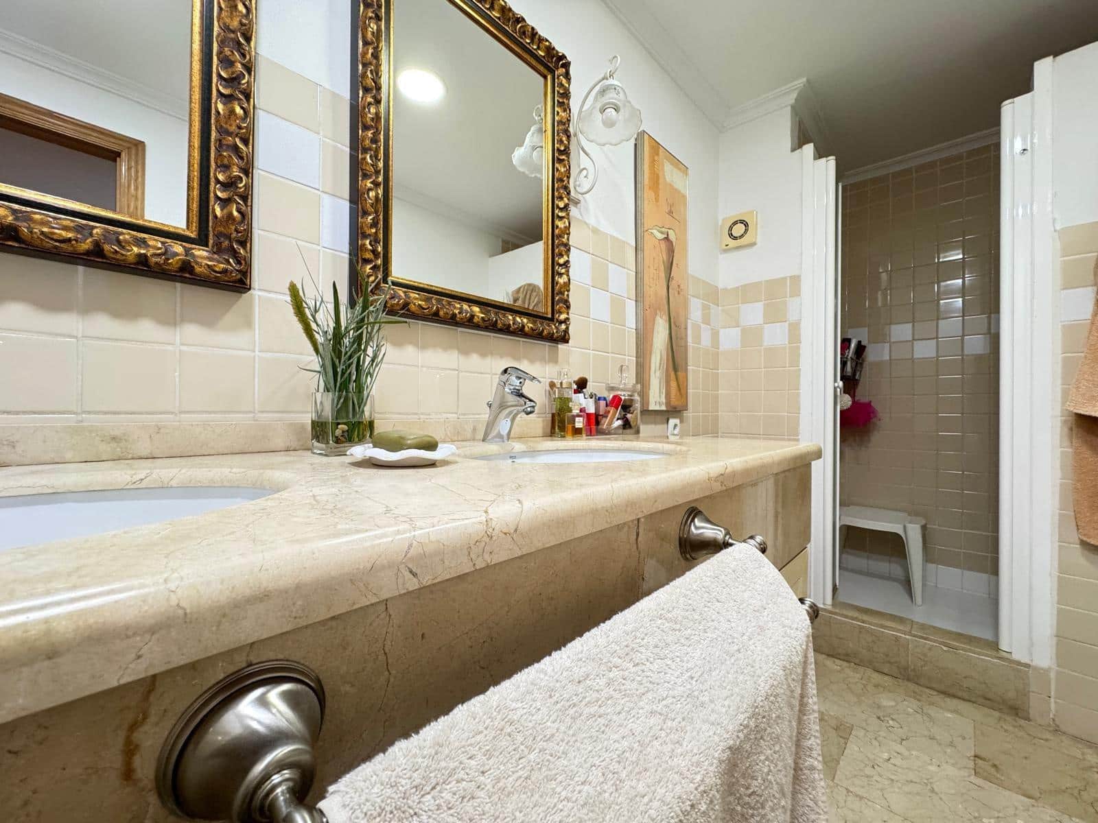 4 sovrum Lägenhet till salu i Torrevieja med garage - 380 000 € (Ref: 9504294)