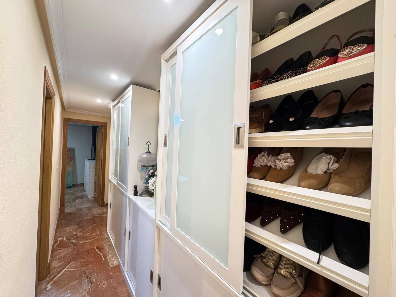 4 sovrum Lägenhet till salu i Torrevieja med garage - 380 000 € (Ref: 9504294)