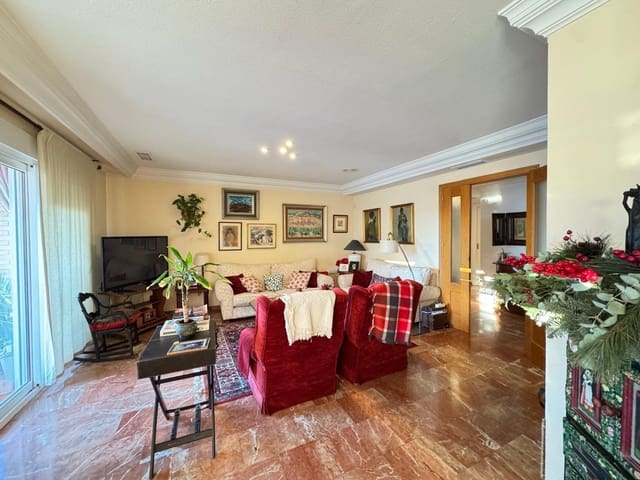 4 sovrum Lägenhet till salu i Torrevieja med garage - 380 000 € (Ref: 9504294)