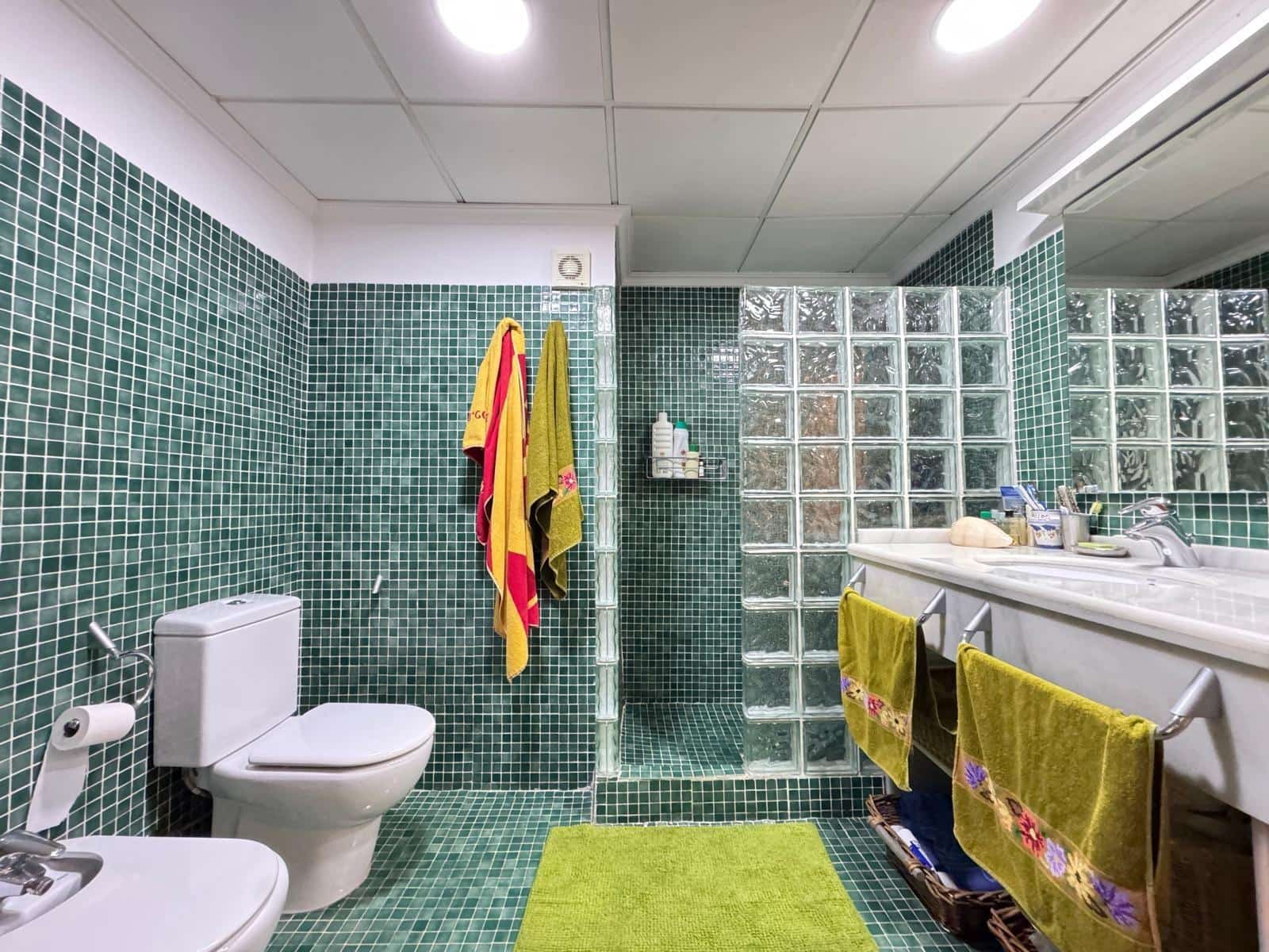 4 sovrum Lägenhet till salu i Torrevieja med garage - 380 000 € (Ref: 9504294)