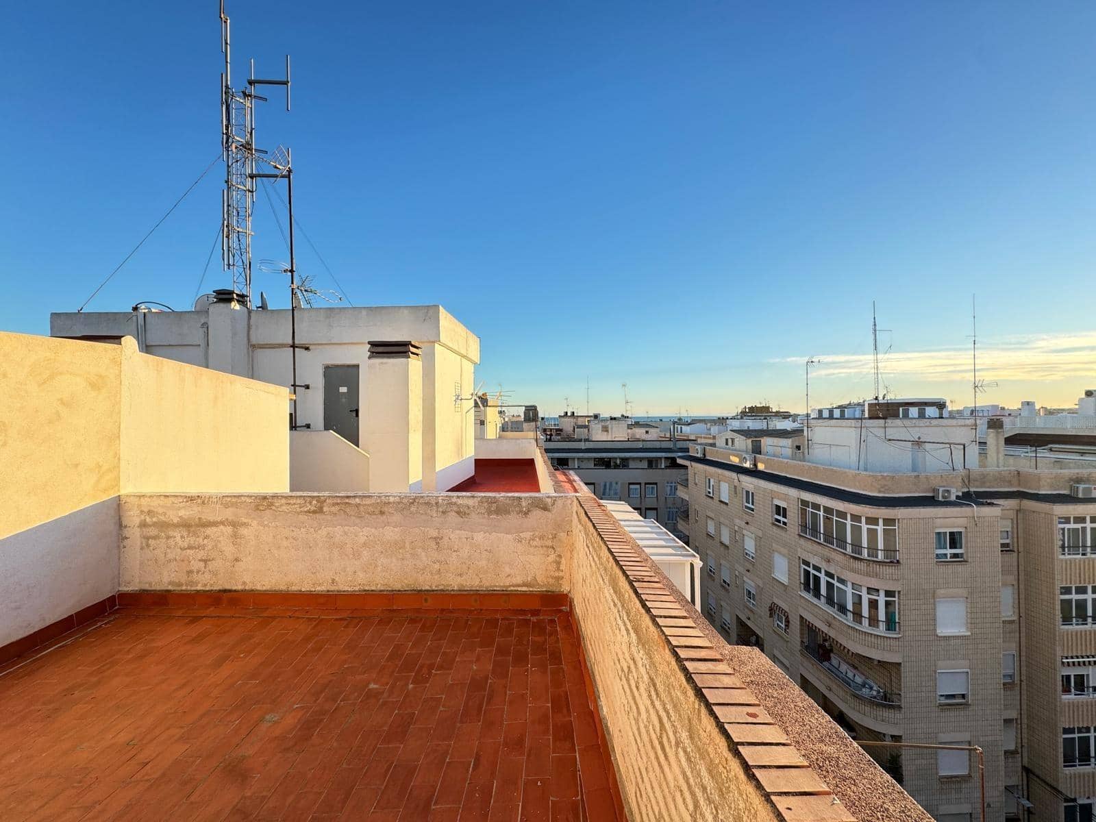 4 sovrum Lägenhet till salu i Torrevieja med garage - 380 000 € (Ref: 9504294)