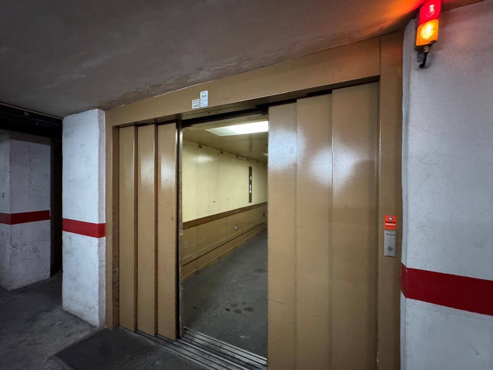 4 sovrum Lägenhet till salu i Torrevieja med garage - 380 000 € (Ref: 9504294)