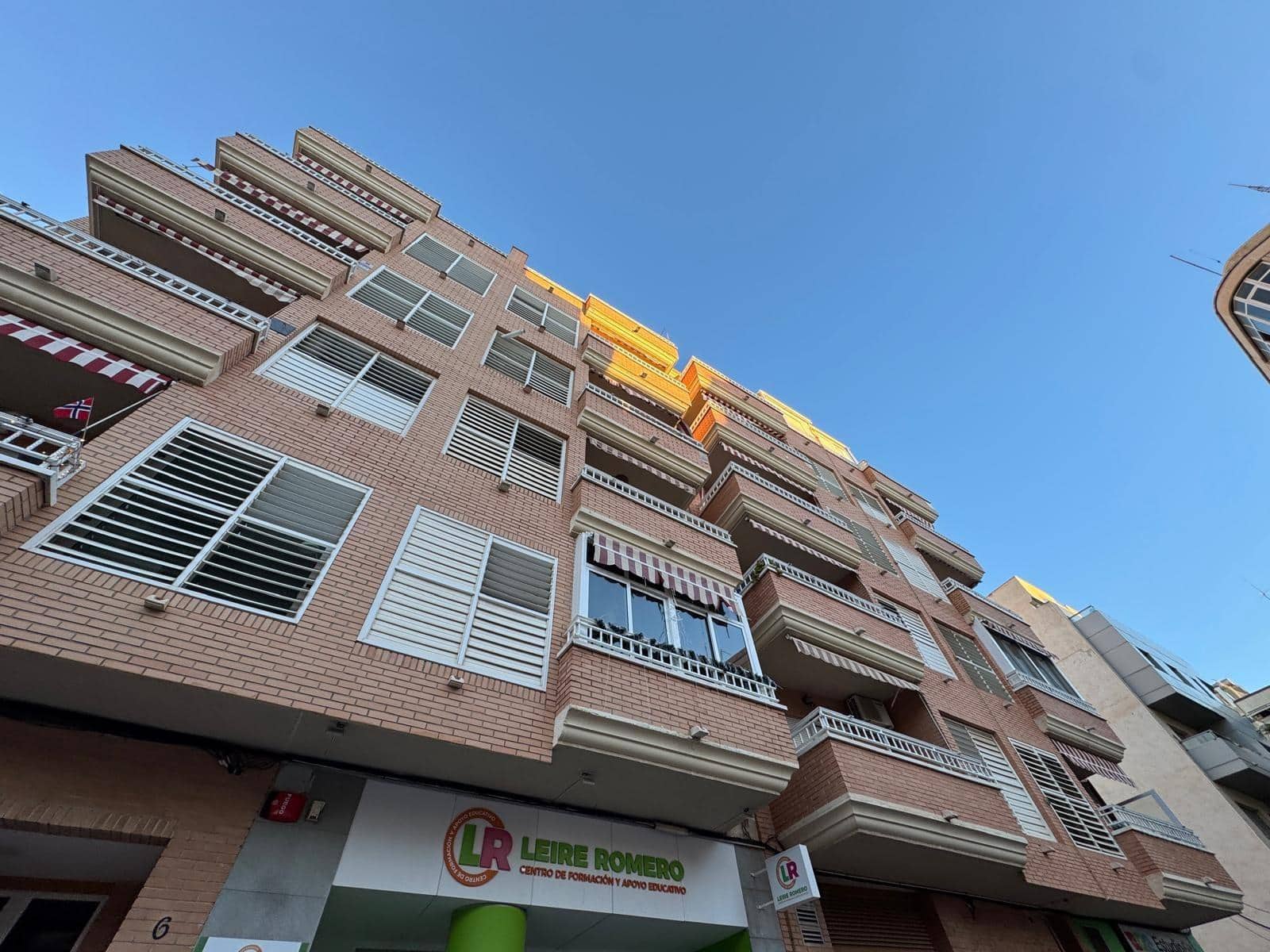 4 sovrum Lägenhet till salu i Torrevieja med garage - 380 000 € (Ref: 9504294)