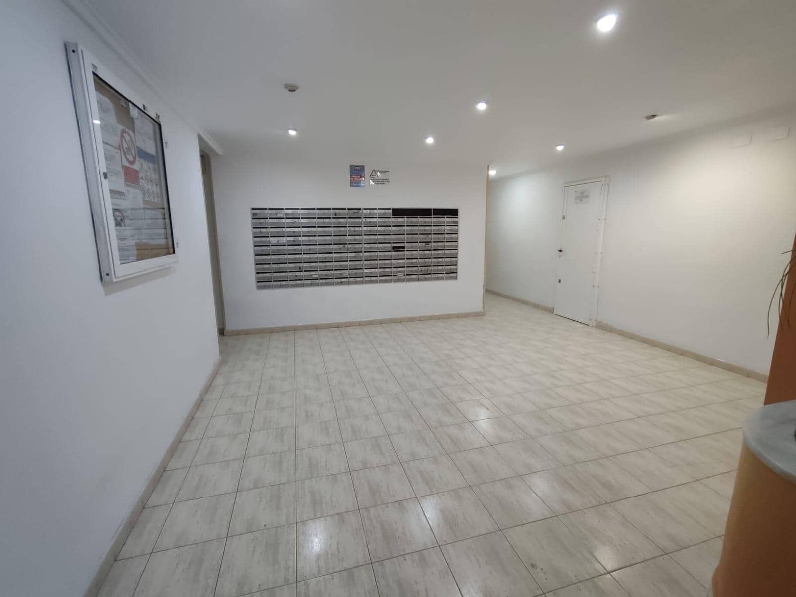 1 bedroom Apartment for sale in Torrevieja with pool - € 109,900 (Ref: 9504295)