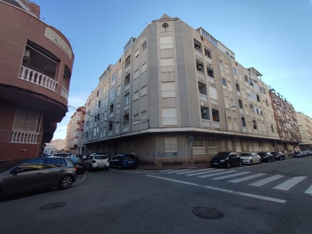 1 bedroom Apartment for sale in Playa de los Locos, Torrevieja with pool - € 109,900 (Ref: 9504295)