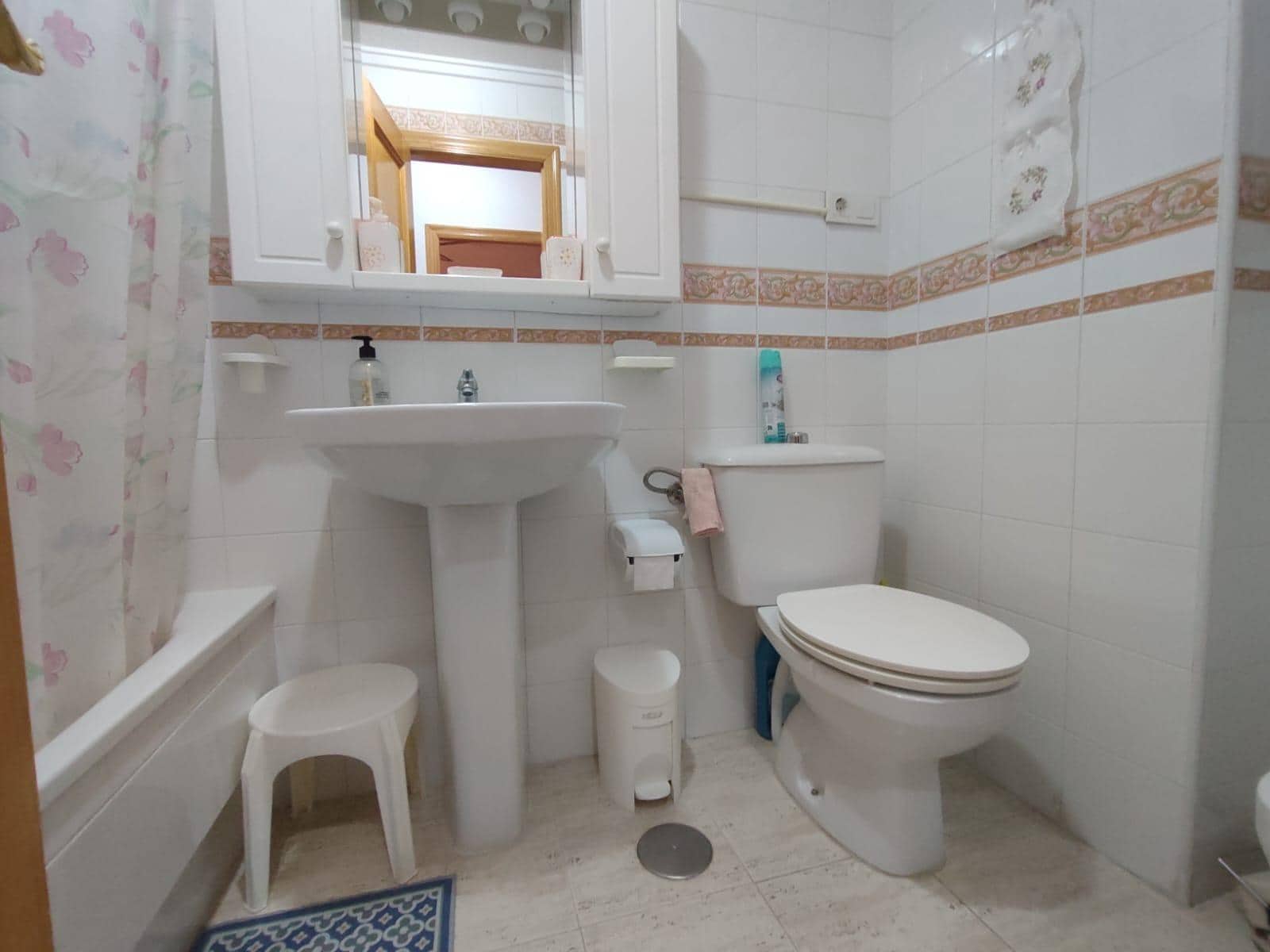 1 bedroom Apartment for sale in Torrevieja with pool - € 109,900 (Ref: 9504295)