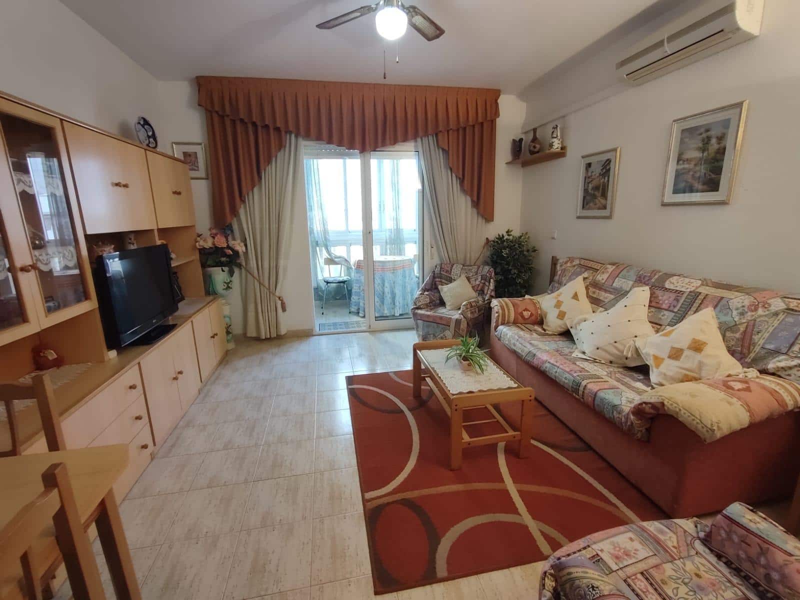 1 bedroom Apartment for sale in Torrevieja with pool - € 109,900 (Ref: 9504295)