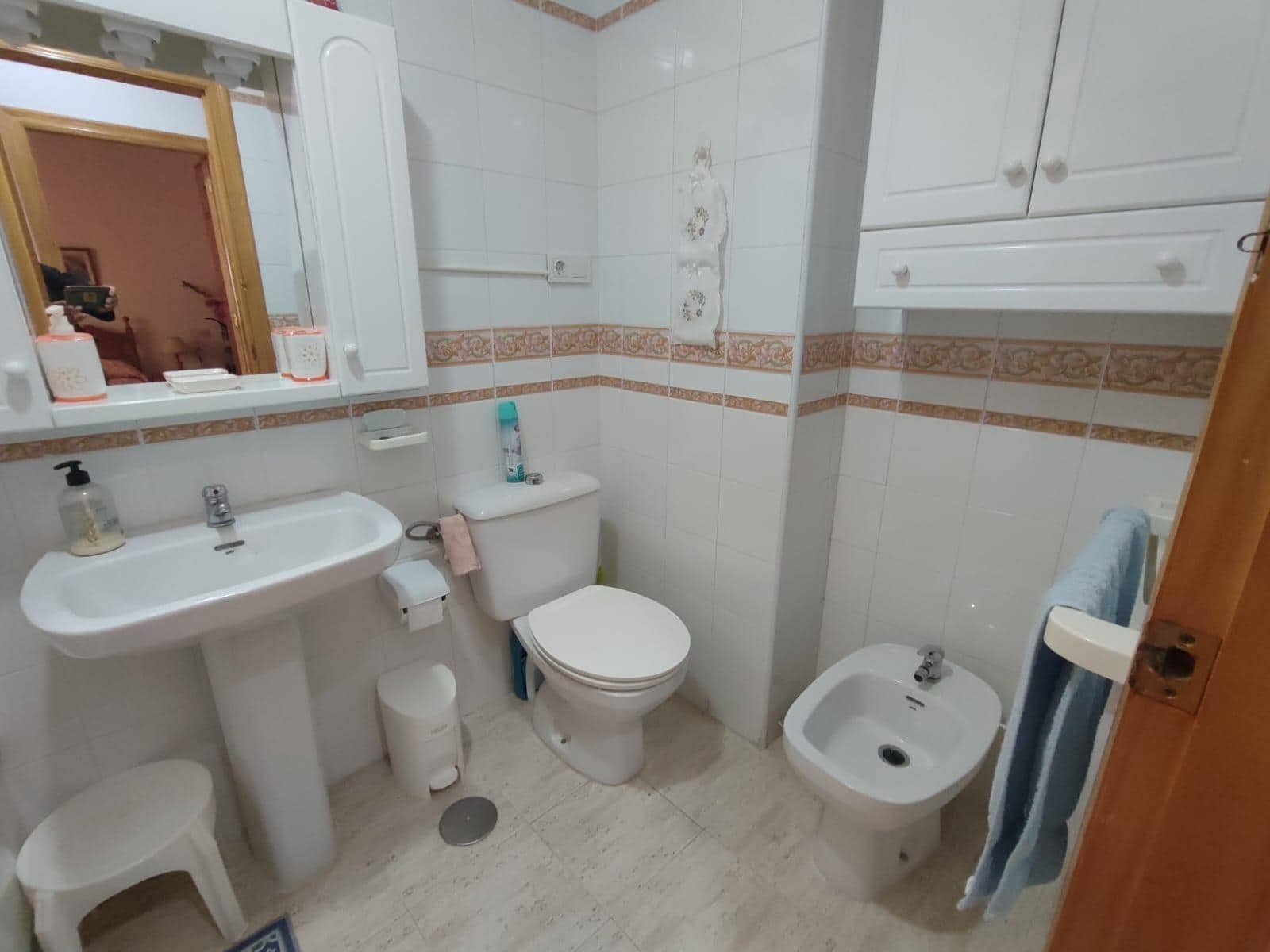 1 bedroom Apartment for sale in Torrevieja with pool - € 109,900 (Ref: 9504295)