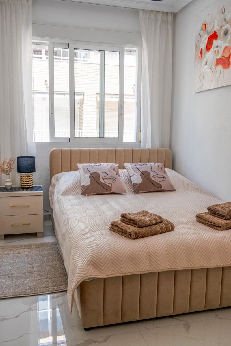 3 soverom Leilighet til salgs i Torrevieja med garasje - € 259 950 (Ref: 9508876)