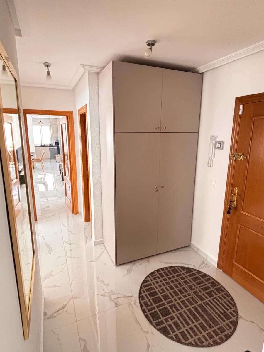 3 soverom Leilighet til salgs i Torrevieja med garasje - € 259 950 (Ref: 9508876)