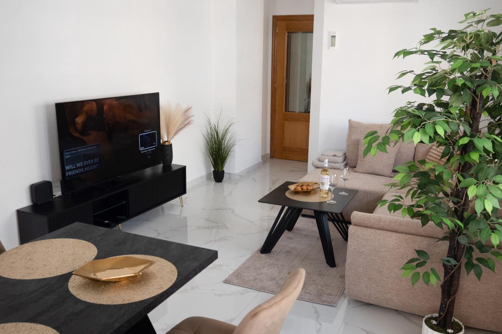 3 soverom Leilighet til salgs i Torrevieja med garasje - € 259 950 (Ref: 9508876)