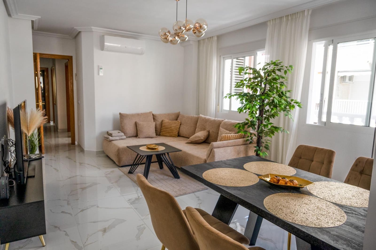 3 soverom Leilighet til salgs i Torrevieja med garasje - € 259 950 (Ref: 9508876)