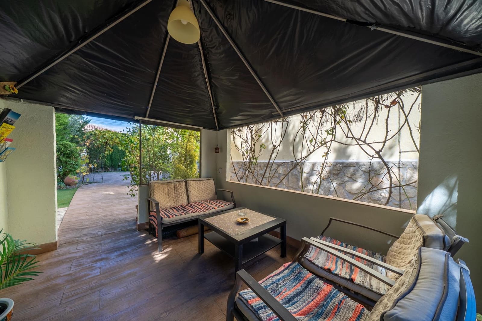 6 bedroom Villa for sale in San Martin de Valdeiglesias with pool - € 459,000 (Ref: 9513404)