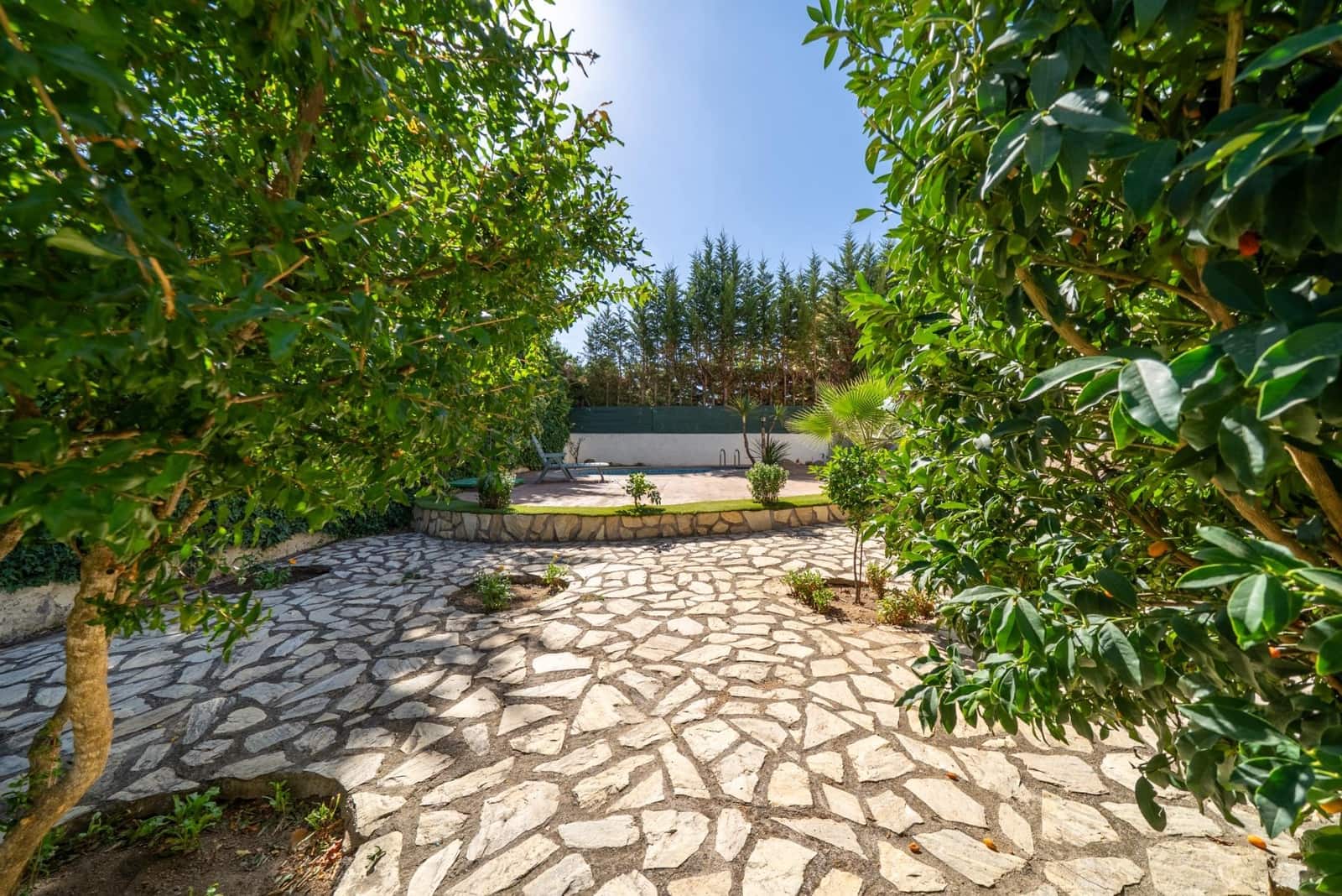 6 bedroom Villa for sale in San Martin de Valdeiglesias with pool - € 459,000 (Ref: 9513404)