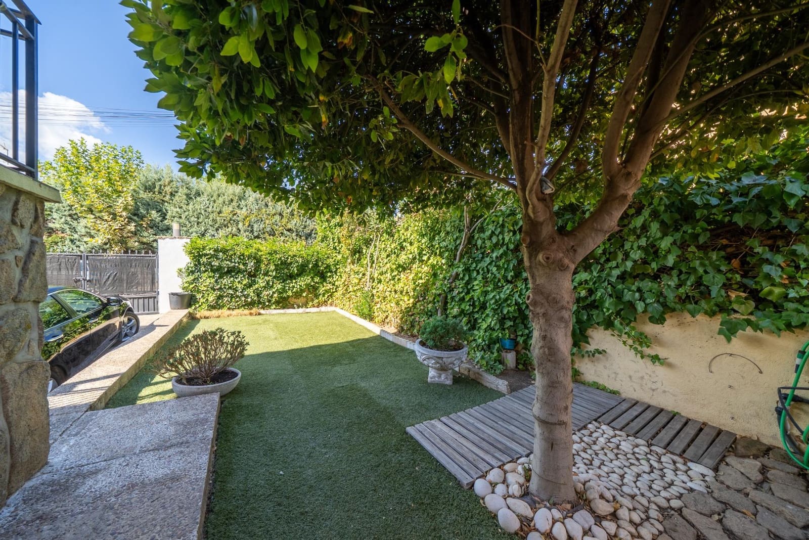 6 bedroom Villa for sale in San Martin de Valdeiglesias with pool - € 459,000 (Ref: 9513404)