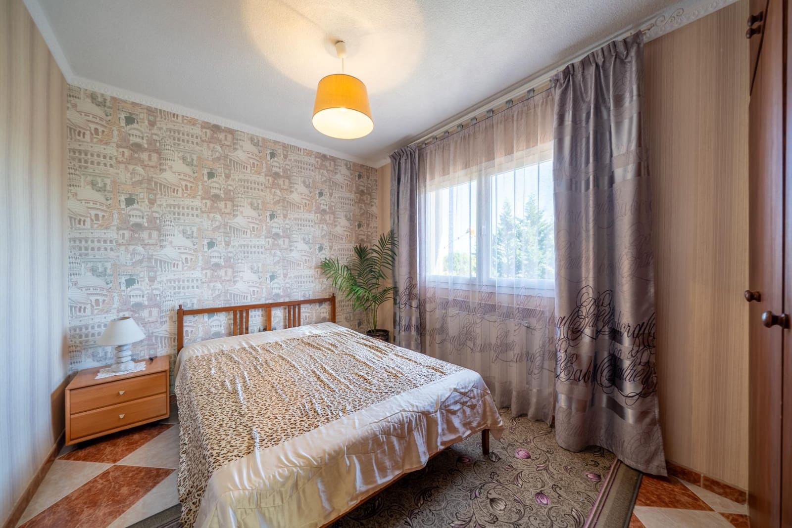 6 bedroom Villa for sale in San Martin de Valdeiglesias with pool - € 459,000 (Ref: 9513404)