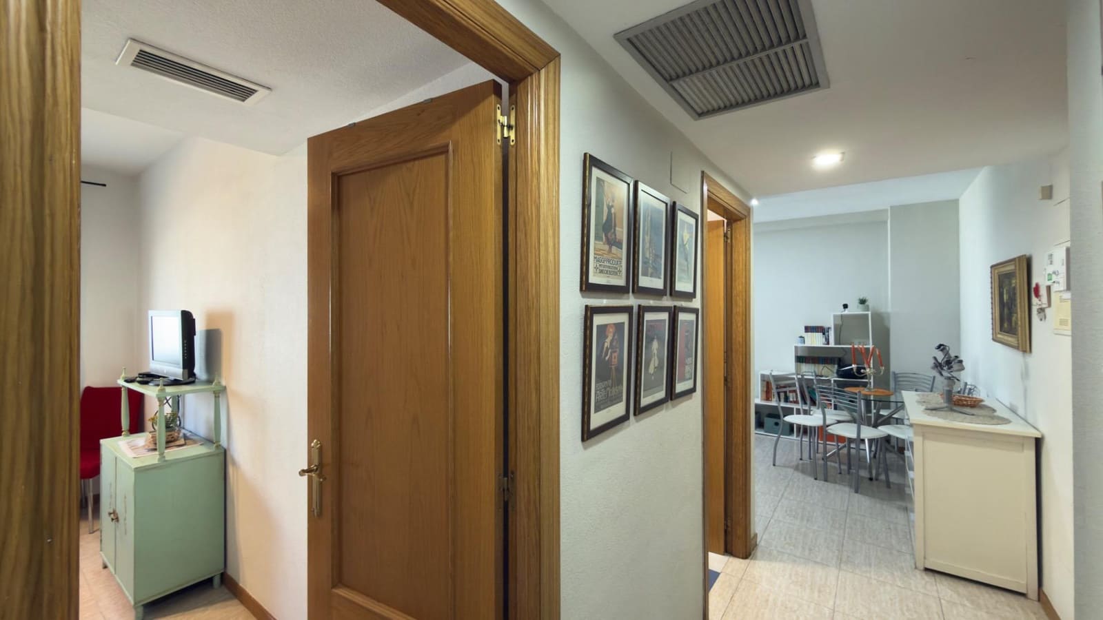 1 bedroom Apartment for sale in La Villajoyosa / Vila Joiosa with pool - € 195,000 (Ref: 9513405)