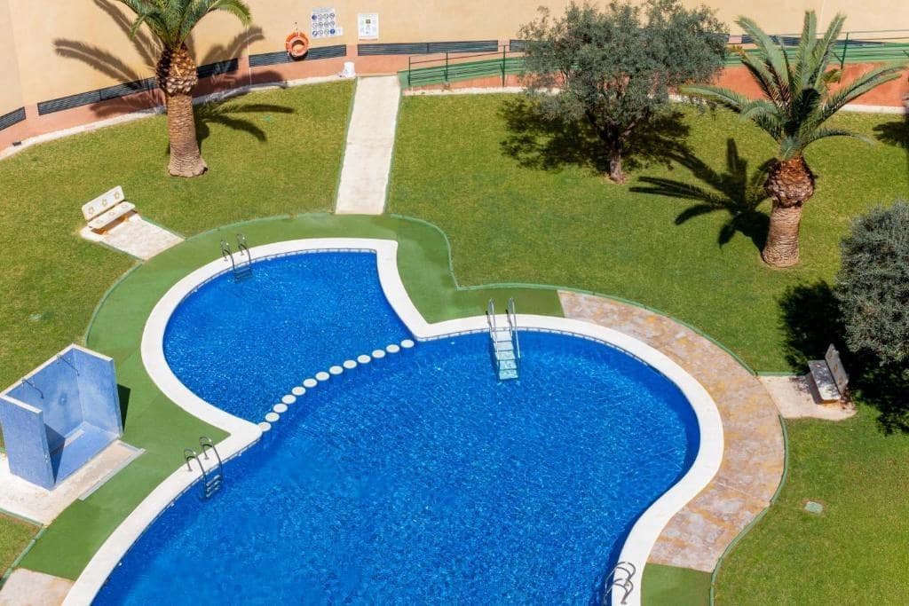 2 makuuhuone Huoneisto myytävänä paikassa Torrevieja - 129 850 € (Ref: 9513406)