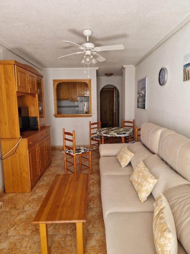 2 makuuhuone Huoneisto myytävänä paikassa Torrevieja - 129 850 € (Ref: 9513406)