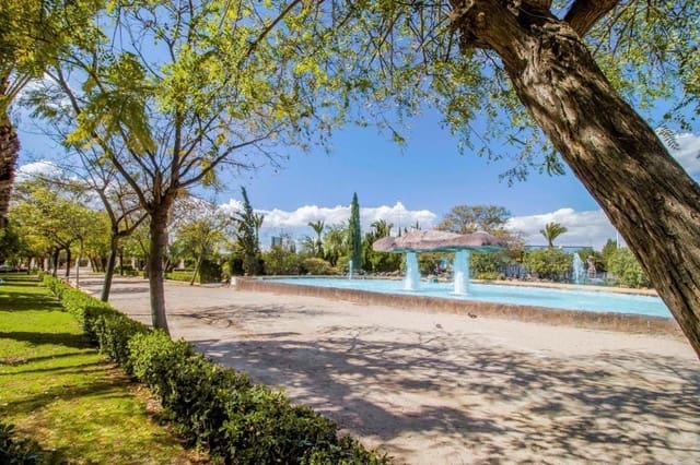 2 makuuhuone Huoneisto myytävänä paikassa Centro, Torrevieja - 129 850 € (Ref: 9513406)