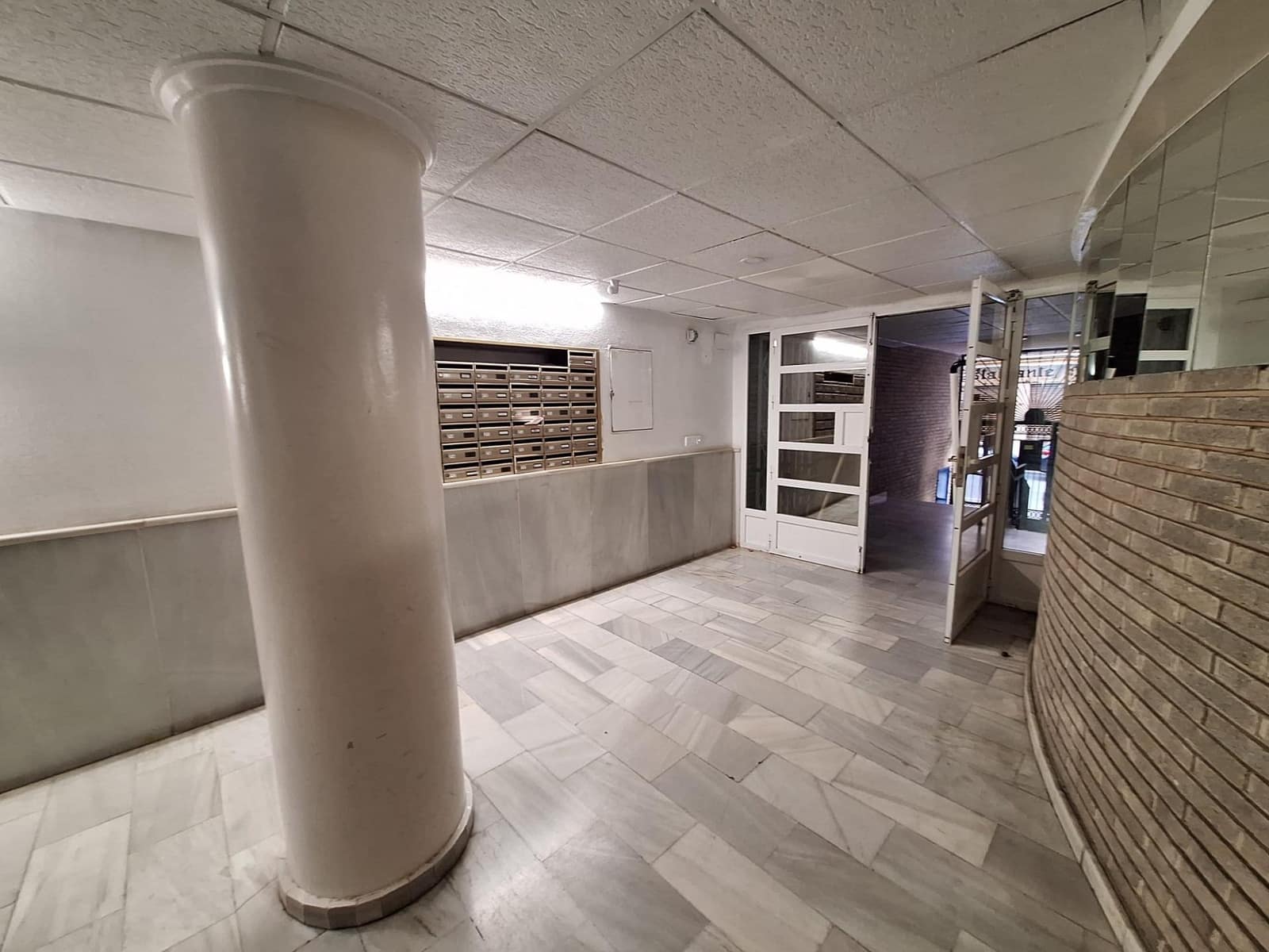 3 bedroom Penthouse for sale in Torrevieja with garage - € 254,900 (Ref: 9513407)