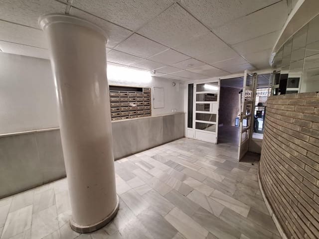 3 bedroom Penthouse for sale in Centro, Torrevieja with garage - € 254,900 (Ref: 9513407)