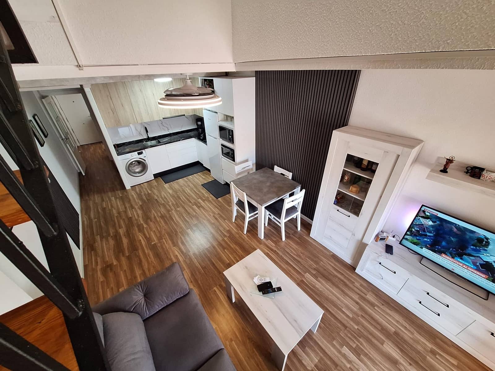 3 bedroom Penthouse for sale in Torrevieja with garage - € 254,900 (Ref: 9513407)