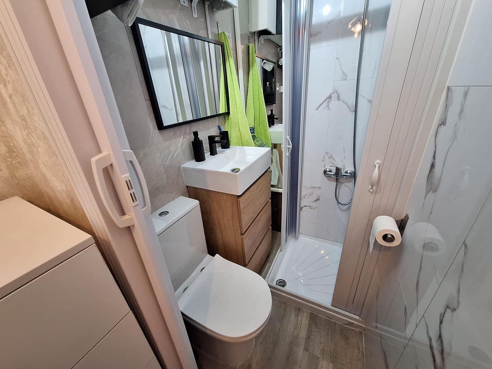 3 bedroom Penthouse for sale in Torrevieja with garage - € 254,900 (Ref: 9513407)