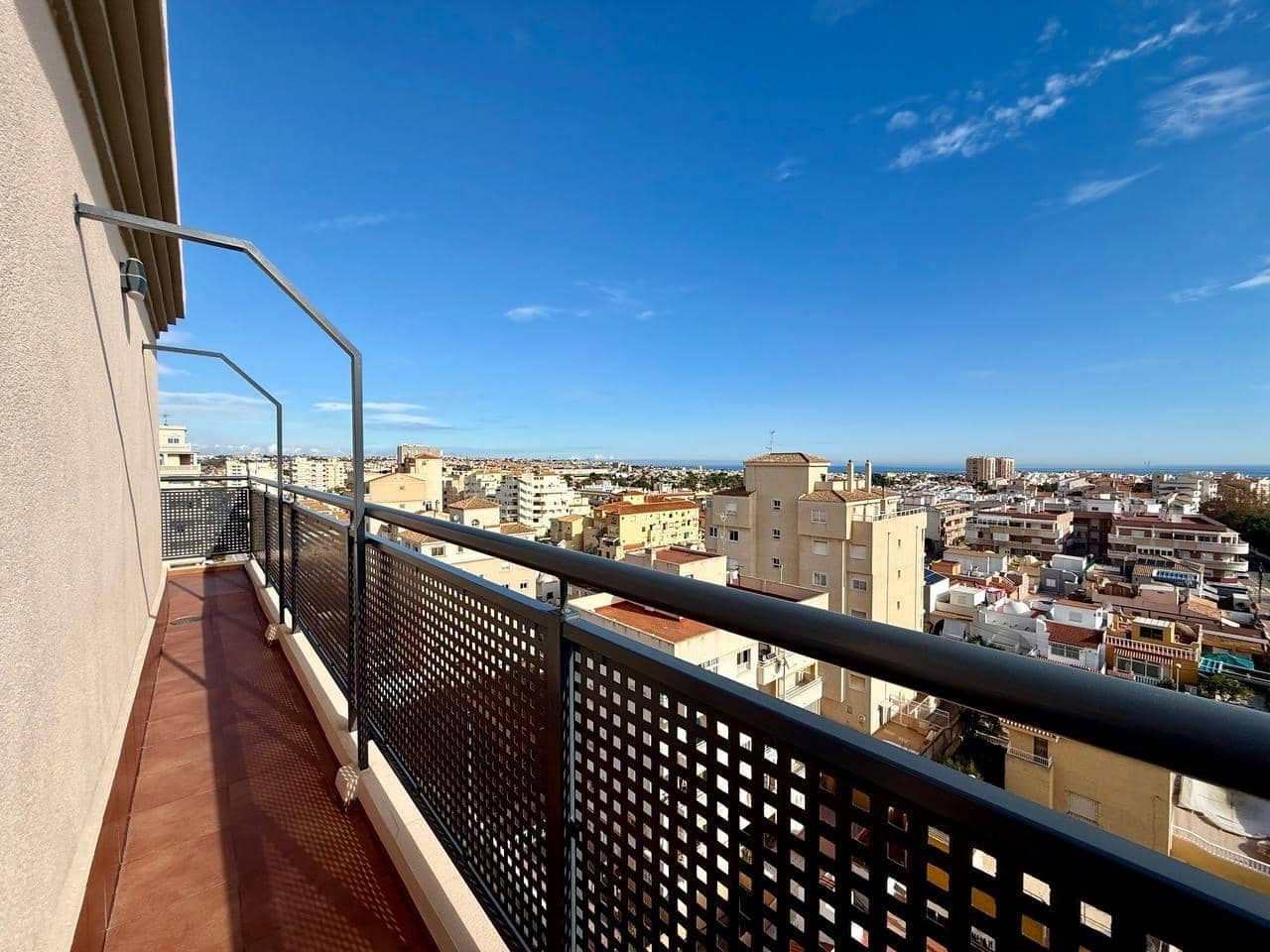 1 quarto Penthouse para venda em Torrevieja - 160 000 € (Ref: 9518902)