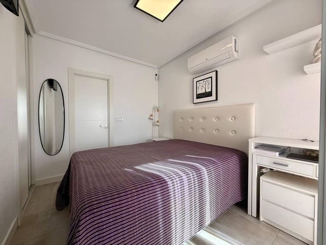 1 quarto Penthouse para venda em Nueva Torrevieja, Torrevieja - 160 000 € (Ref: 9518902)