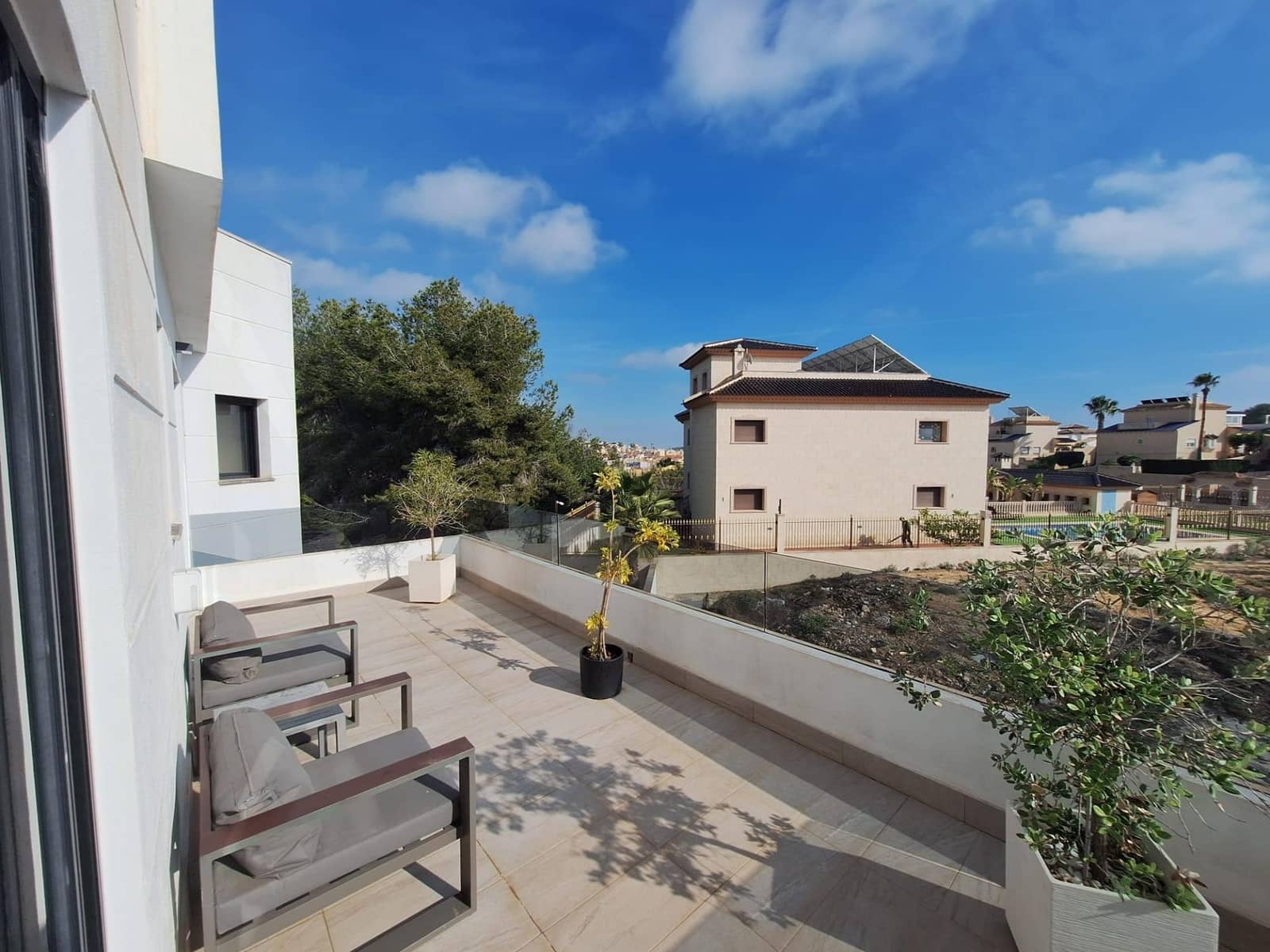 3 soveværelse Rækkehus til salg i Orihuela Costa med swimmingpool - € 475.000 (Ref: 9518903)