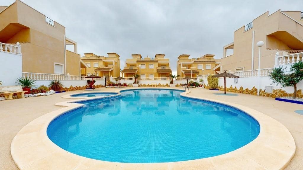 3 bedroom Bungalow for sale in San Miguel de Salinas with pool - € 320,000 (Ref: 9518904)