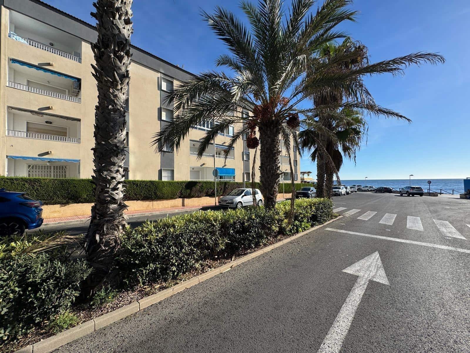 3 soverom Leilighet til salgs i Punta Prima med svømmebasseng - € 329 700 (Ref: 9518905)