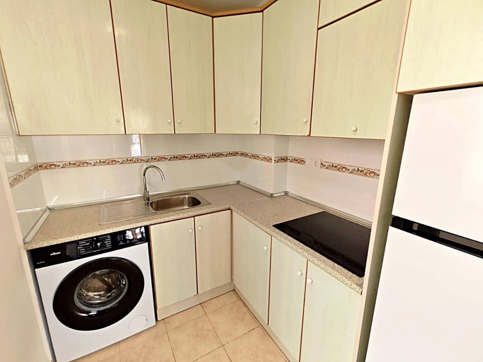 Apartamento de 2 habitaciones en La Regia en venta - 165.000 € (Ref: 9518907)