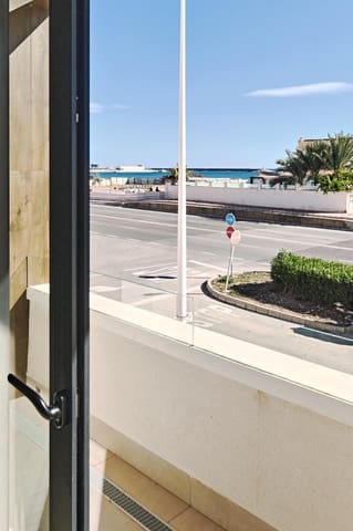 Bungalow de 2 habitaciones en La Veleta, Torrevieja en venta con piscina garaje - 360.000 € (Ref: 9518909)