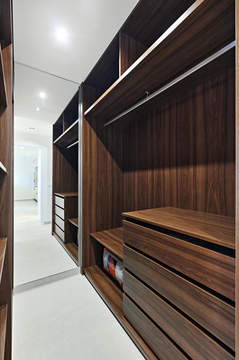 Bungalow de 2 habitaciones en La Veleta en venta con piscina garaje - 360.000 € (Ref: 9518909)