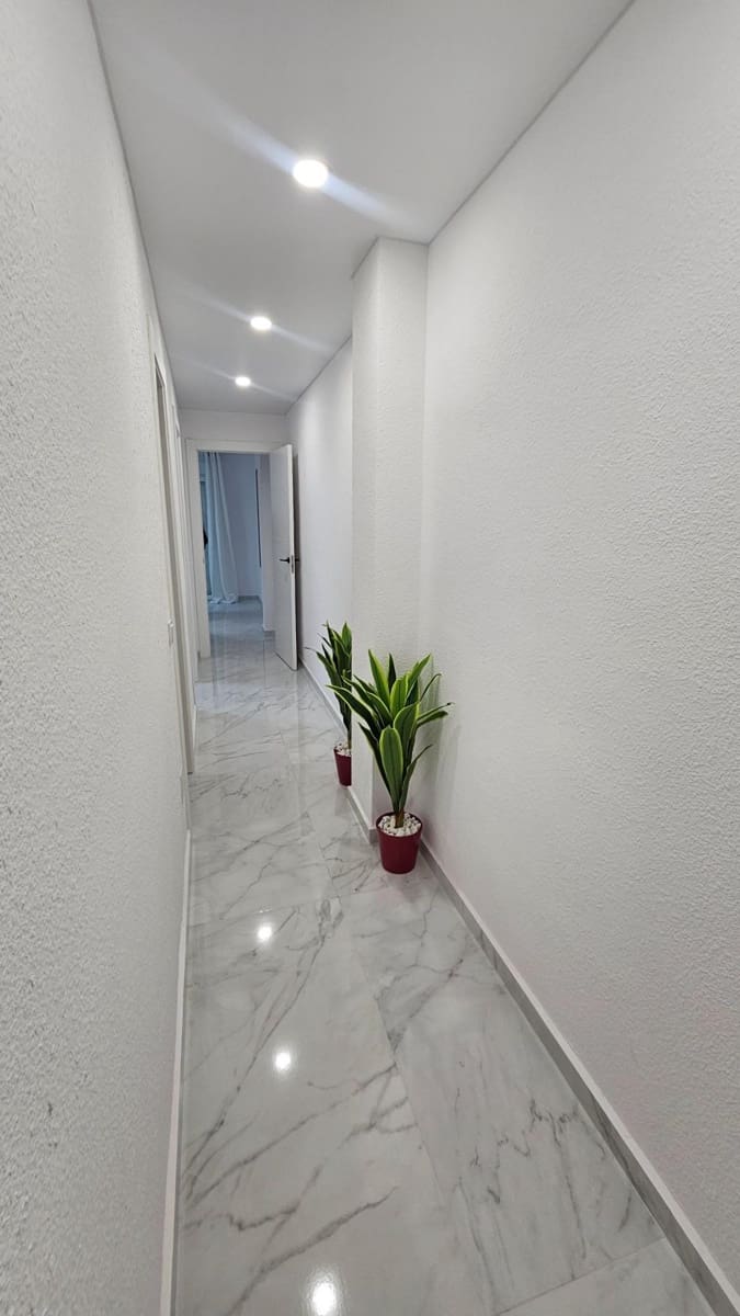 3 sypialnia Apartament na sprzedaż w Torrevieja - 199 900 € (Ref: 9518910)