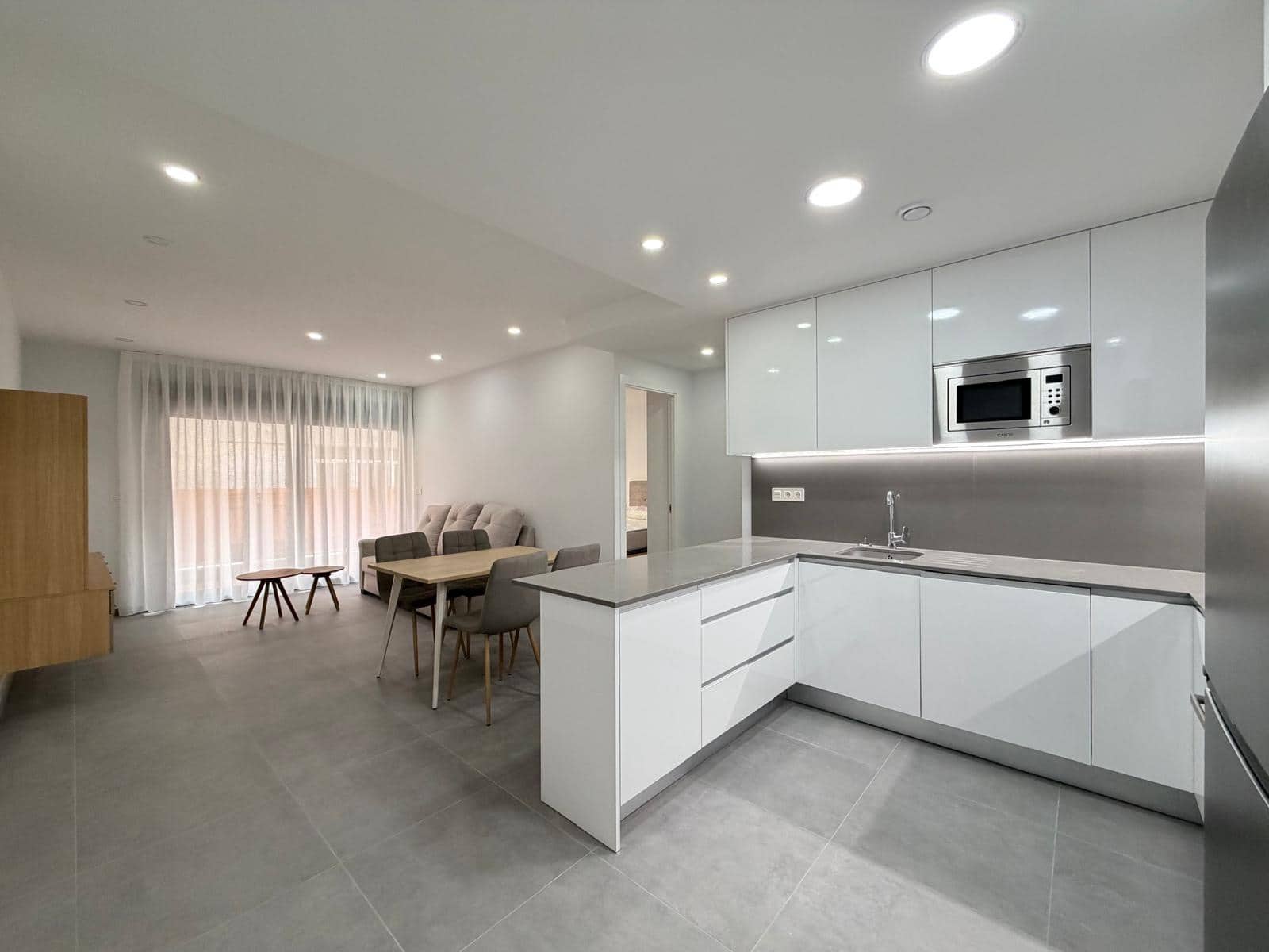 3 soveværelse Lejlighed til salg i Torrevieja med swimmingpool garage - € 349.000 (Ref: 9520845)