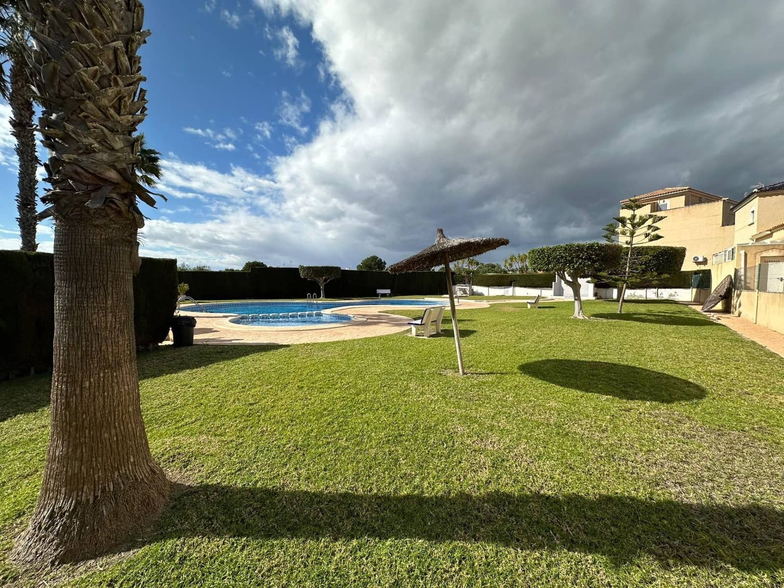 3 camera da letto Villa in vendita in Orihuela con piscina - 199.900 € (Rif: 9524296)