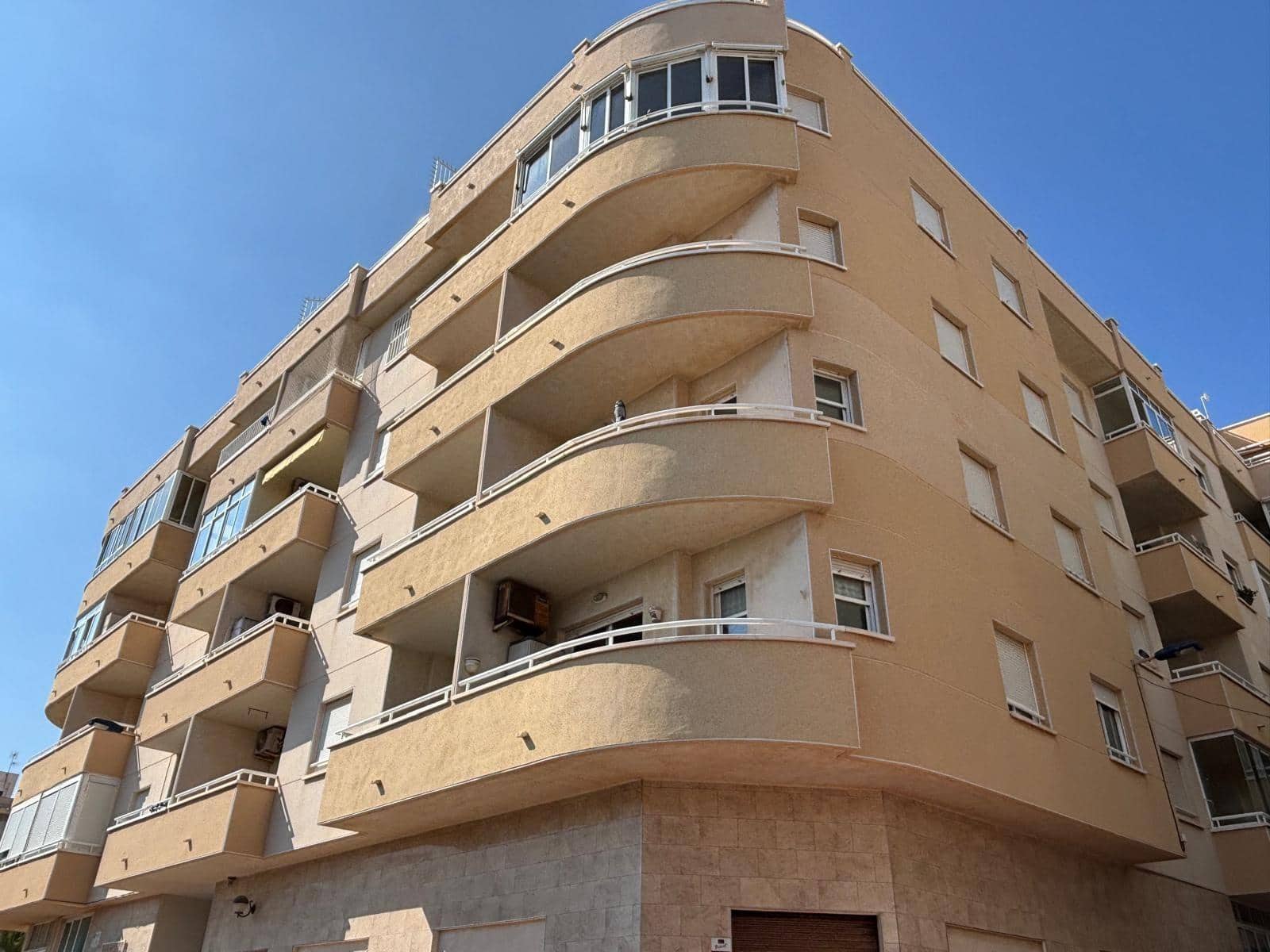3 sypialnia Apartament na sprzedaż w Torrevieja - 245 000 € (Ref: 9524298)