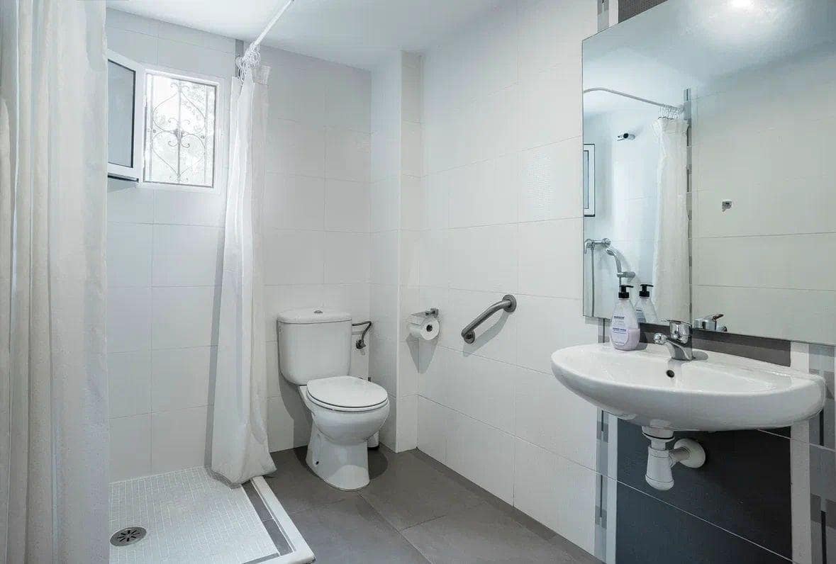 Chalet de 6 habitaciones en Náquera en venta - 985.000 € (Ref: 9527678)