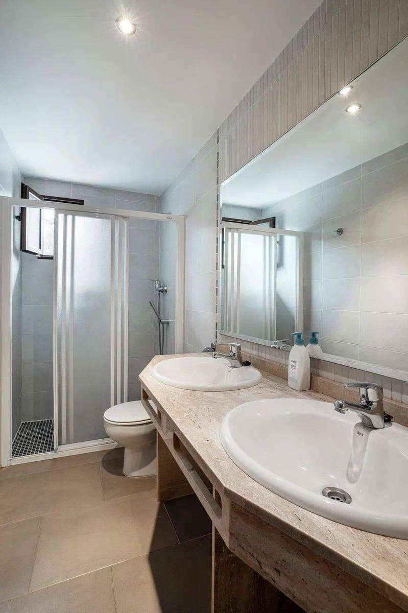 Chalet de 6 habitaciones en Náquera en venta - 985.000 € (Ref: 9527678)