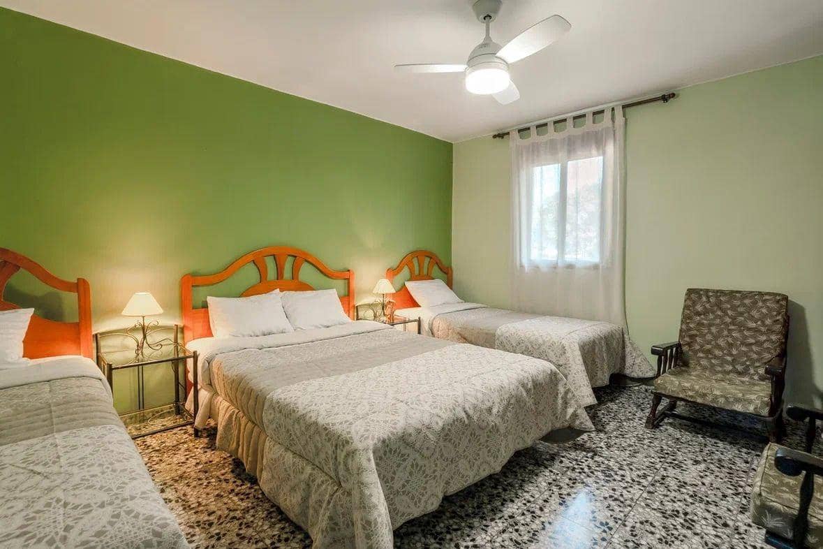 Chalet de 6 habitaciones en Náquera en venta - 985.000 € (Ref: 9527678)