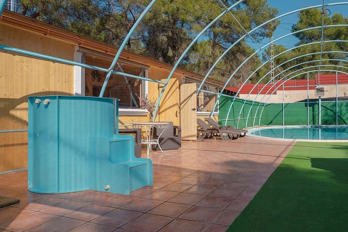 Chalet de 6 habitaciones en Náquera en venta - 985.000 € (Ref: 9527678)